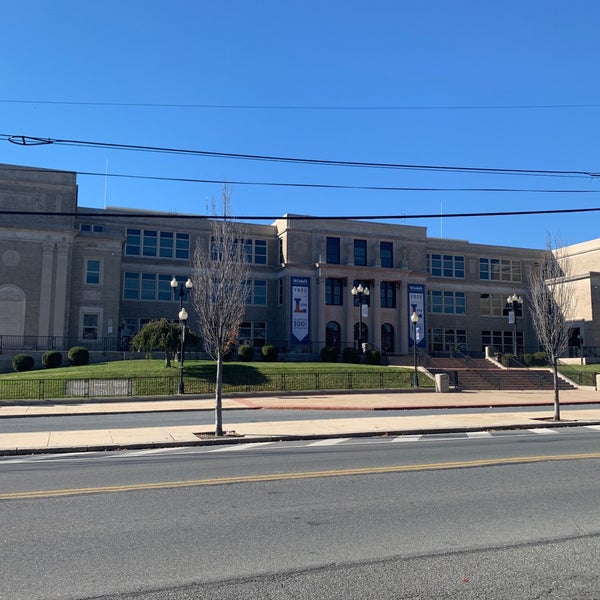 Liberty High School 1115 Linden St