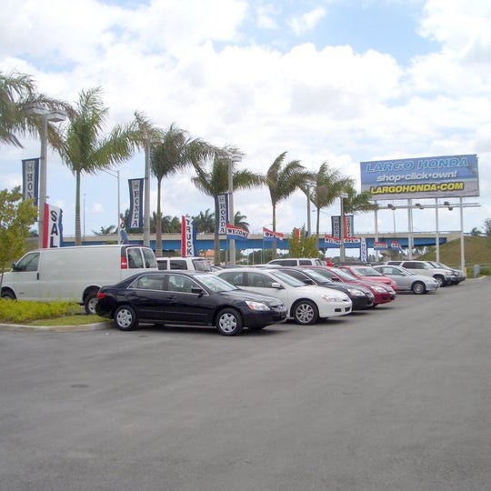 Photo taken at Largo Honda by Largo Honda on 9/23/2014