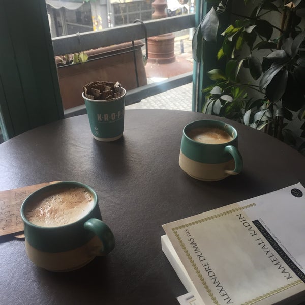 Foto diambil di Kropka Coffee&amp;Bakery oleh Umut Ç. pada 12/8/2019