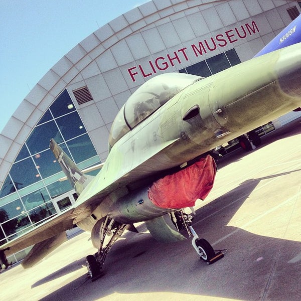 5/8/2013にBranko Š.がFrontiers of Flight Museumで撮った写真