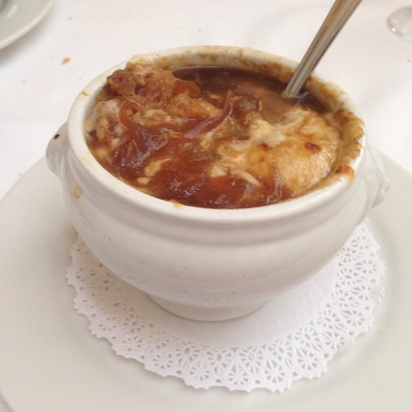 Una sopa de cebolla exquisita