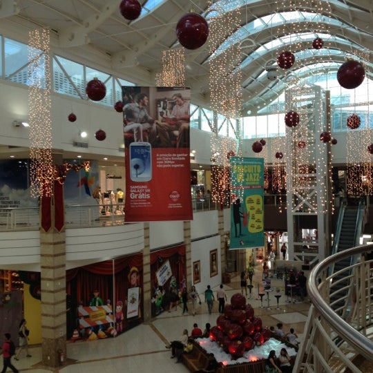 รูปภาพถ่ายที่ Shopping Pátio Dom Luis โดย Ezequiel R. เมื่อ 12/13/2012