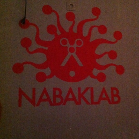 รูปภาพถ่ายที่ Nabaklab โดย Julia L. เมื่อ 12/29/2012