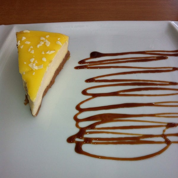 Limonlu cheesecake harika , ayrıca çalışanlardan Sercan beyin ilgi alakası 10 numara... Şiddetle tavsiye edilir...
