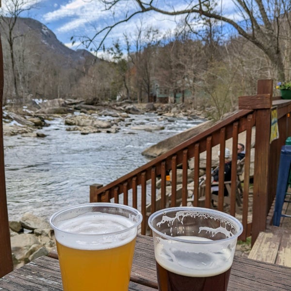 Photo taken at Hickory Nut Gorge Brewery by Jackie W. on 1/23/2022