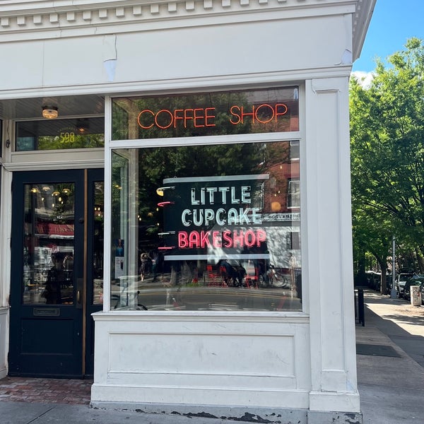 Little Cupcake Prospect Heights 598 Vanderbilt Ave