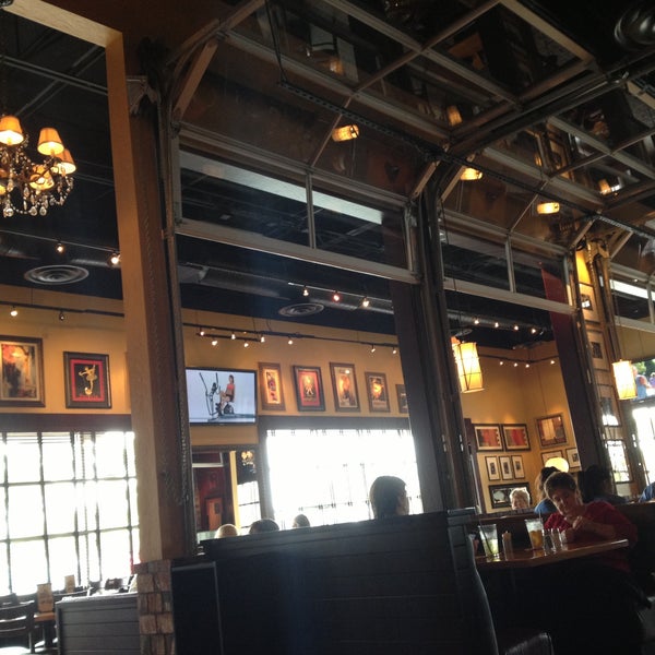 Photo taken at BJ&#39;s Restaurant &amp; Brewhouse by Chuck H. on 4/20/2013