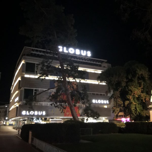 Photo taken at GLOBUS by Daniel N. on 4/11/2019