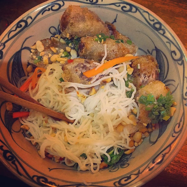 Photo taken at Saigon Recipe by Laurent R. on 2/4/2015