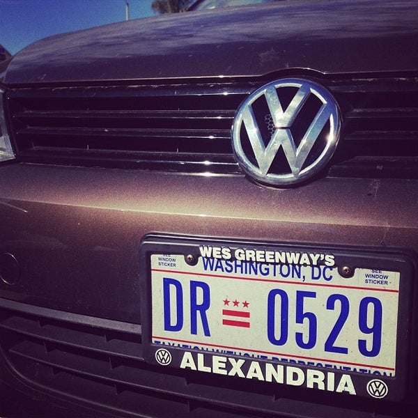 Photo taken at Volkswagen Santa Monica by Andrew W. on 11/27/2013