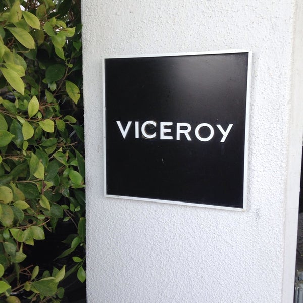 Photo prise au Citron at Viceroy Palm Springs par Angie N. le5/25/2014