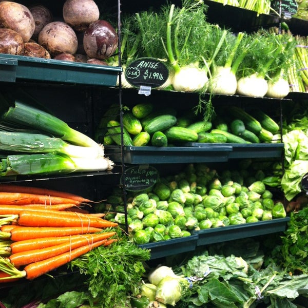 Peppers Fresh Market Grocery Store