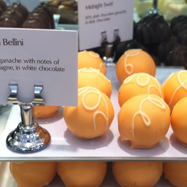 Godiva Chocolatier (Now Closed) Upper East Side New York, NY