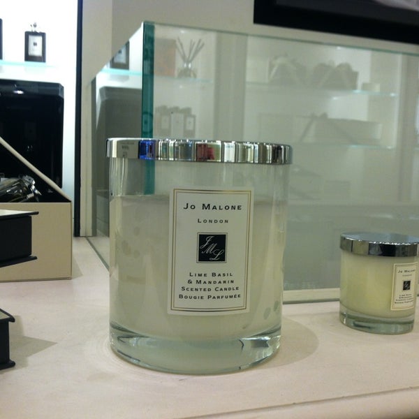 Jo Malone (Now Closed) Cosmetics Shop in New York