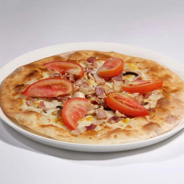 Foto tirada no(a) Nilli Pasta &amp; Pizza por 임 철. em 4/27/2015