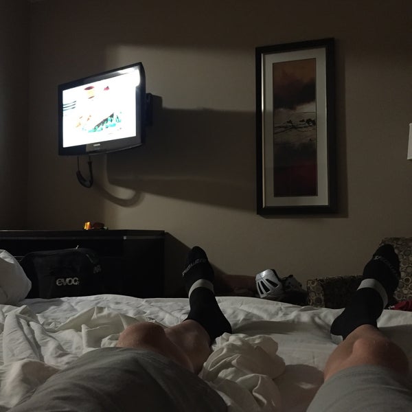 Photos At Comfort Suites Kelowna Motel In Rutland