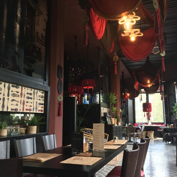 10/27/2017 tarihinde Martin S.ziyaretçi tarafından Ngon Restaurant Berlin'de çekilen fotoğraf