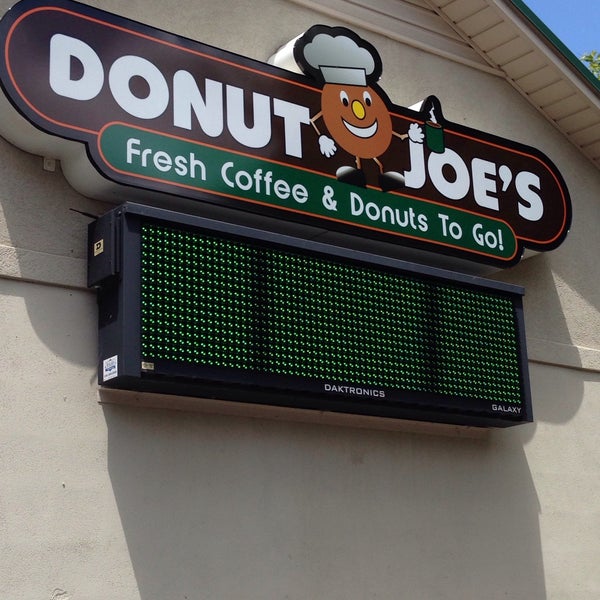 Donut Joe's 3199 Lee St