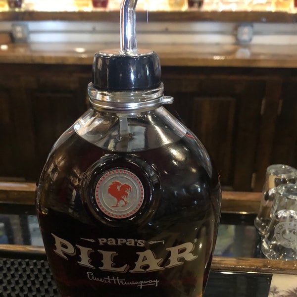 Foto scattata a Papa&#39;s Pilar Rum Distillery, Hemingway Rum Company da Karen H. il 1/12/2019