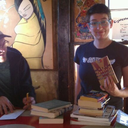 11/24/2012에 Layal님이 Lawn Gnome Publishing에서 찍은 사진