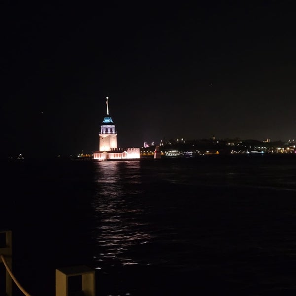 รูปภาพถ่ายที่ Kız Kulesi โดย ESD เมื่อ 4/12/2024