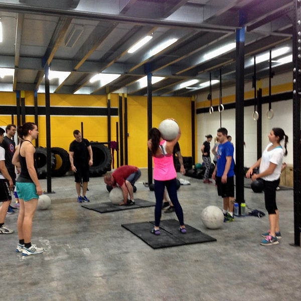 photos at crossfit werk stuttgart gym fitness center in stuttgart
