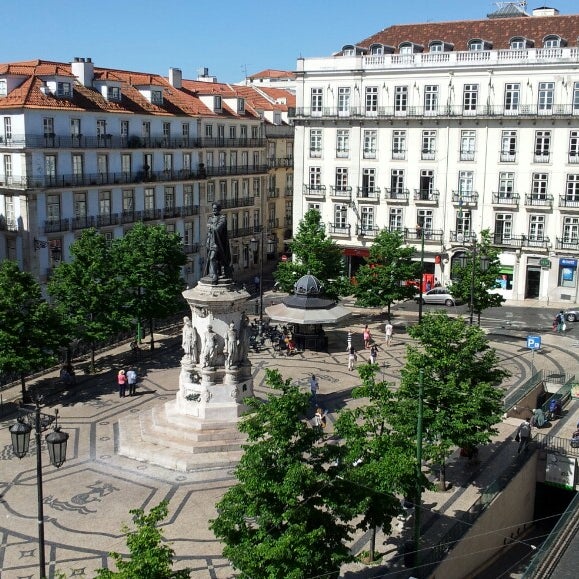 Praça Luís Camões - Centro Histórico 51