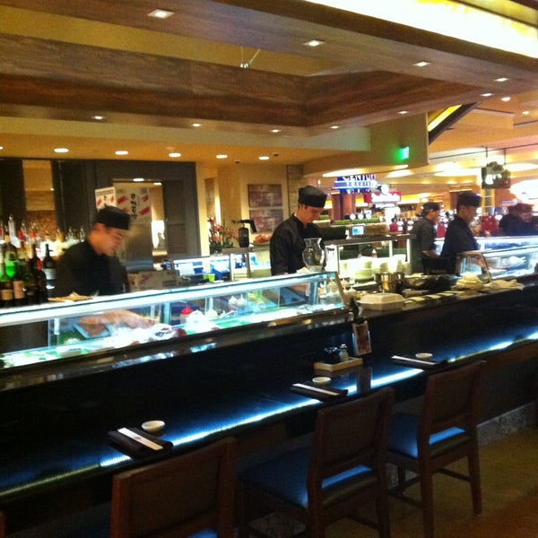 Photo taken at Zenshin Asian Restaurant by Craig B. on 5/9/2013