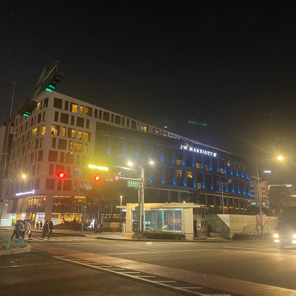 Foto scattata a JW Marriott Dongdaemun Square Seoul da 강정필 K. il 2/17/2023