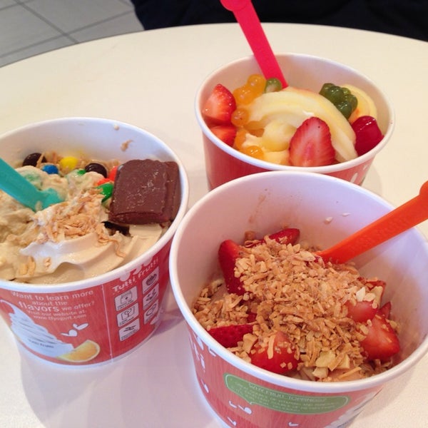 Tutti Frutti Frozen Yogurt Dessert Shop in Regina