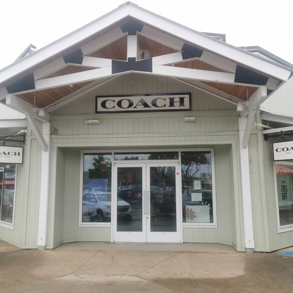 The Outlets of Maui Shopping Mall