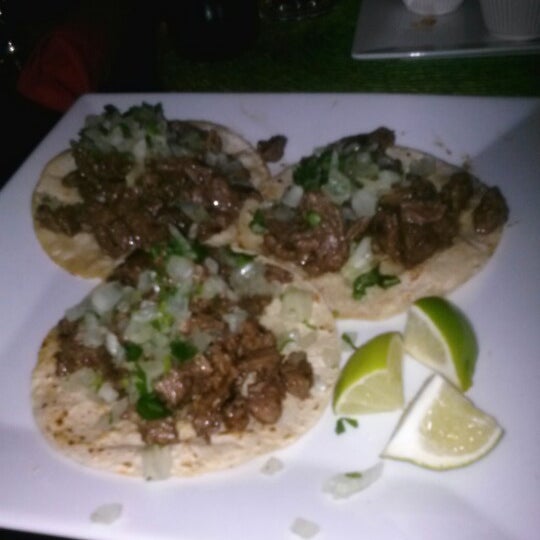 Photo prise au The MexZican Gourmet par Andres V. le9/16/2012