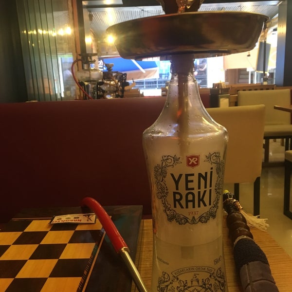 รูปภาพถ่ายที่ Makara Cafe โดย Emre Ö. เมื่อ 5/17/2017