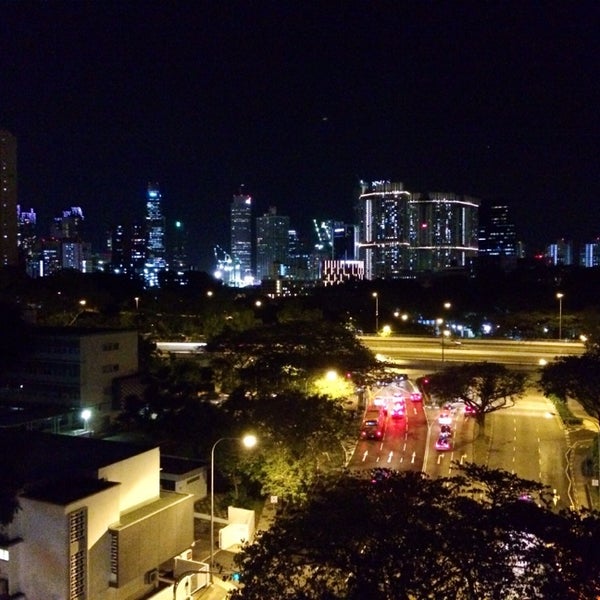 Halo Rooftop Lounge (Now Closed) Central Region 12 tips from 445