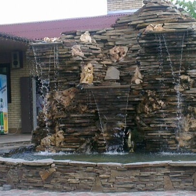 Кавказский дворик луганск карта