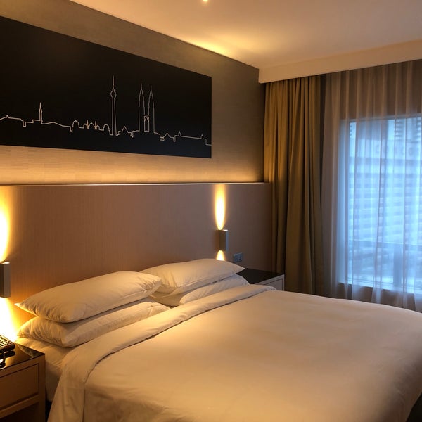 Das Foto wurde bei Renaissance Kuala Lumpur Hotel von Sergey F. am 2/10/2019 aufgenommen