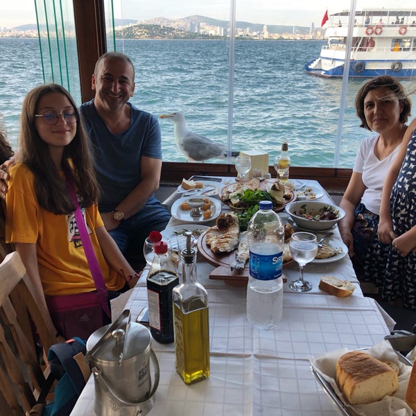 7/10/2019에 Cevdet S.님이 Façyo Restaurant에서 찍은 사진