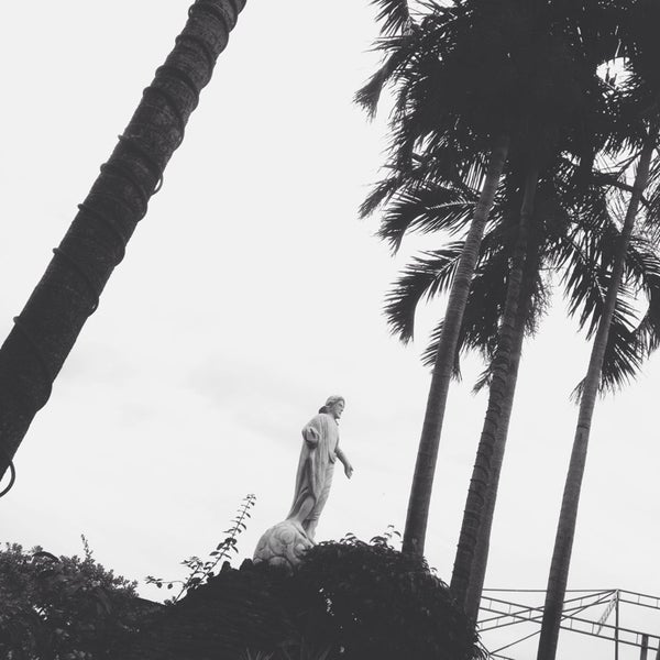 Polo Memorial Park Cemetery in Valenzuela