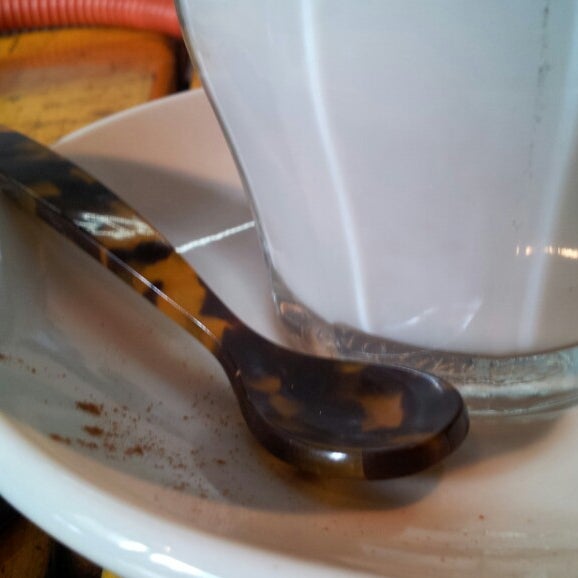 3/14/2013にKamal A.がHappy Bones Coffeeで撮った写真