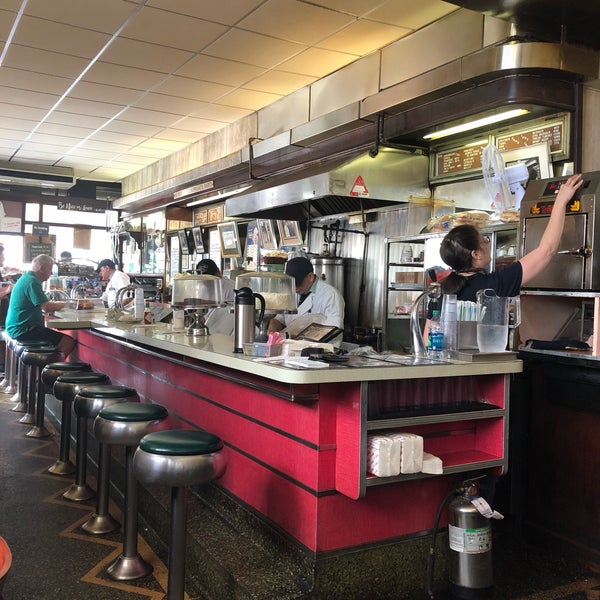 6/30/2019 tarihinde Martina C.ziyaretçi tarafından Lexington Candy Shop Luncheonette'de çekilen fotoğraf