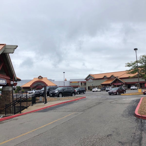 Osage Beach Outlets 21 tips