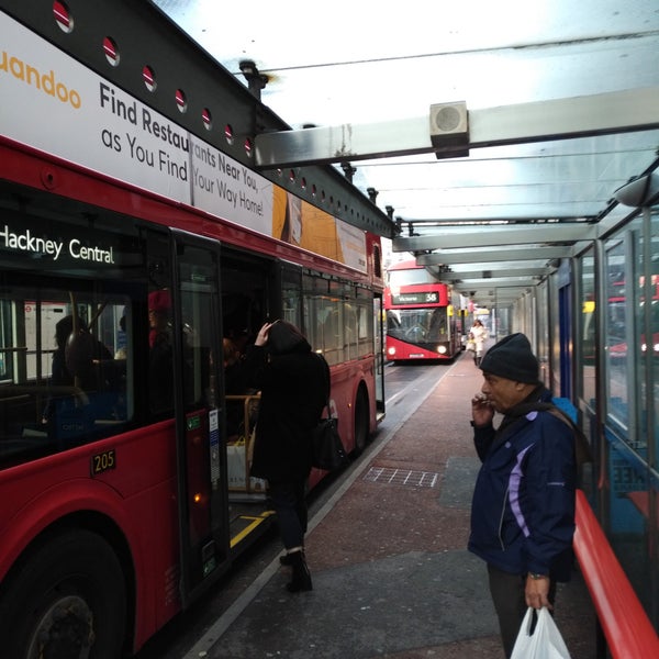 victoria coach station to bicester village