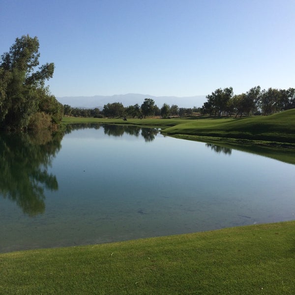 6/29/2014 tarihinde Tirtha D.ziyaretçi tarafından Marriott&#39;s Shadow Ridge Golf Club'de çekilen fotoğraf