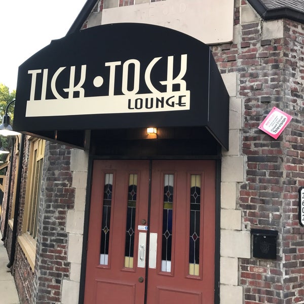 6/29/2017にDougie R.がThe Tick Tock Loungeで撮った写真