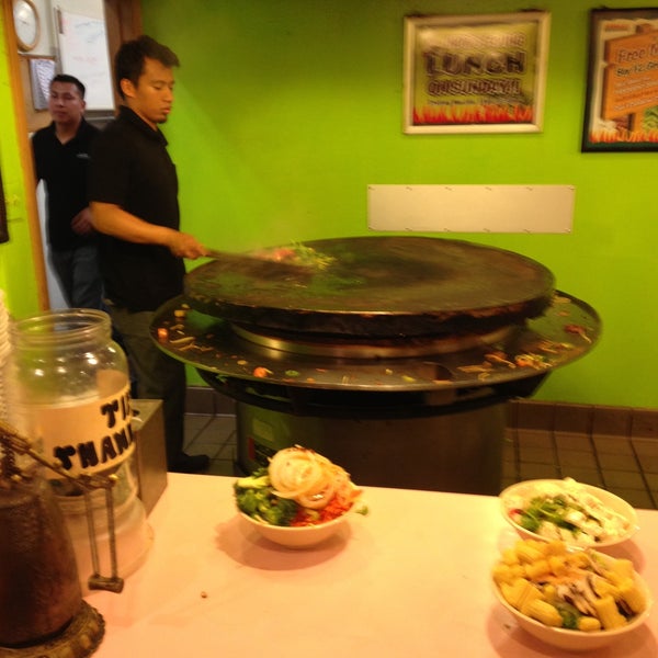 Photo taken at El Camino Mongolian BBQ by Jamie W. on 8/1/2013