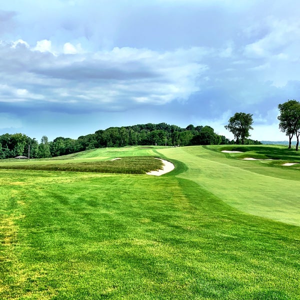 Photos at Oakmont Country Club Golf Course