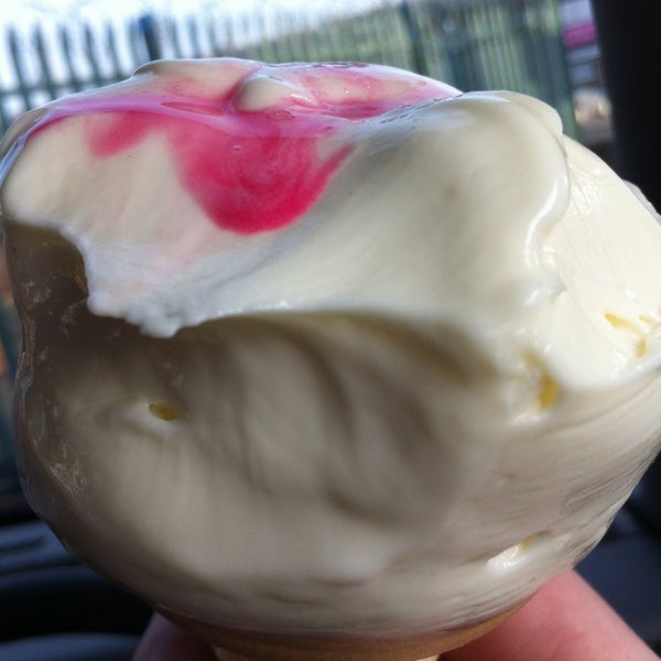 Dixons Ices Ice Cream Parlor in Dalton