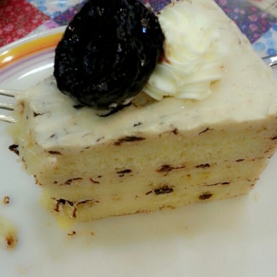 Saffron Cake