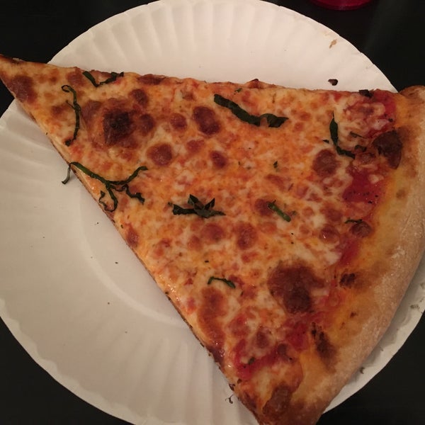 3/28/2016에 Jane L.님이 Prime Pizza에서 찍은 사진