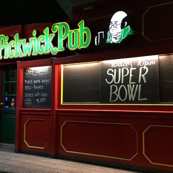 Foto tirada no(a) Mr Pickwick Pub por Jim P. em 2/1/2015